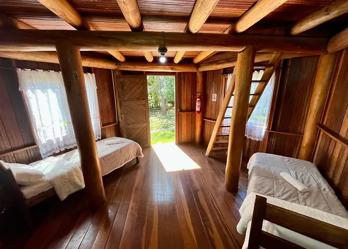 Hostel Chapada Dos Veadeiros - Mais Que Hospedagem, Seu Refugio Natural -