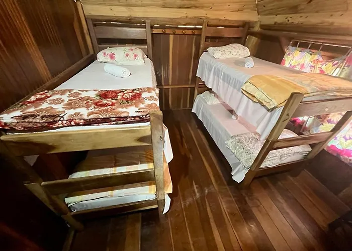 Hostel Chapada Dos Veadeiros - Mais Que Hospedagem, Seu Refugio Natural -